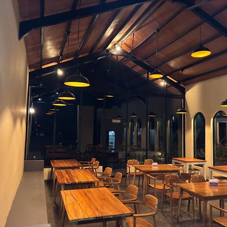 Batur Pyramid Guesthouse Kintamani  Exterior photo