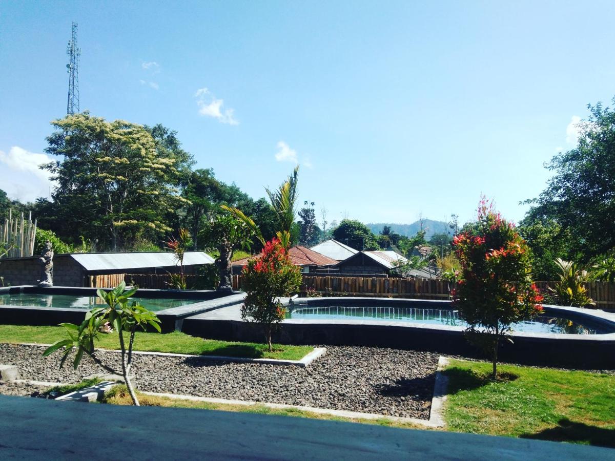 Batur Pyramid Guesthouse Kintamani  Exterior photo