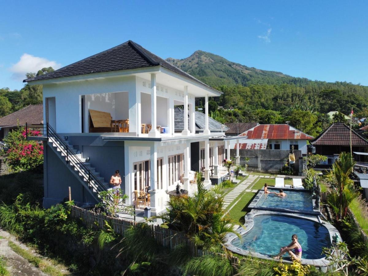 Batur Pyramid Guesthouse Kintamani  Exterior photo